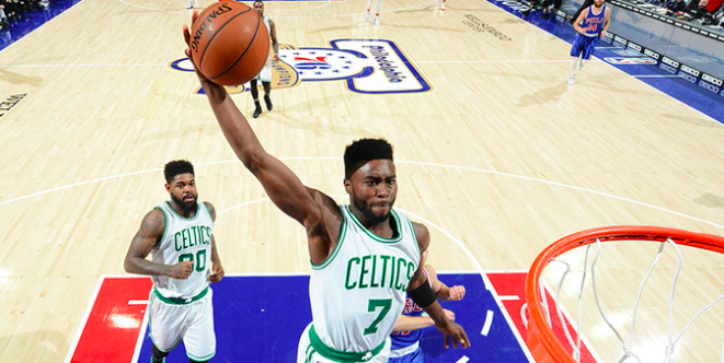 并由自由人 并由自由人